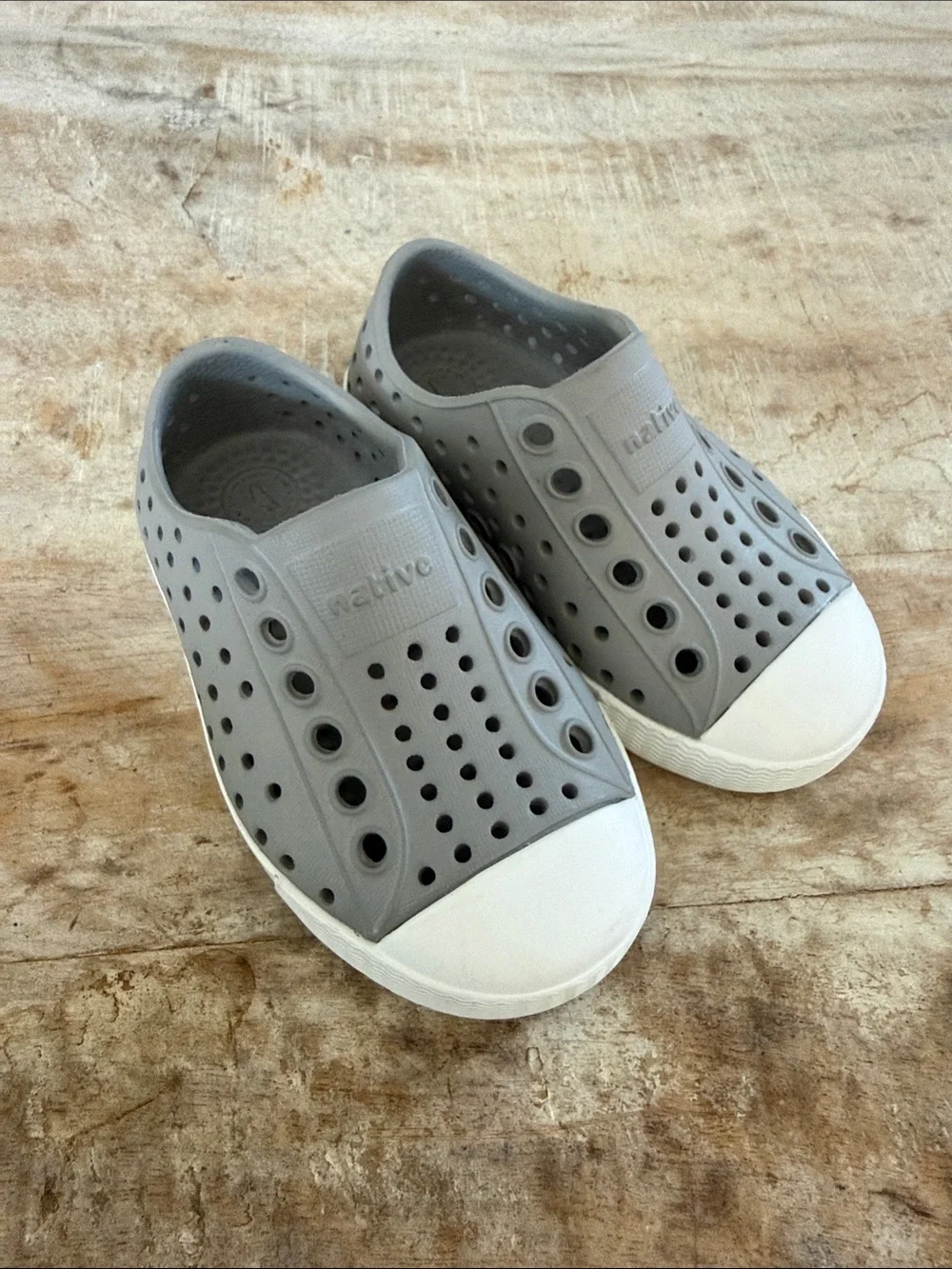 Native Jefferson Water Friendly Slip On Sneakers {pigeon grey/shell white} C5